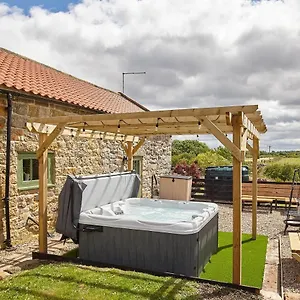 Host & - Low Waupley Farm Liverton